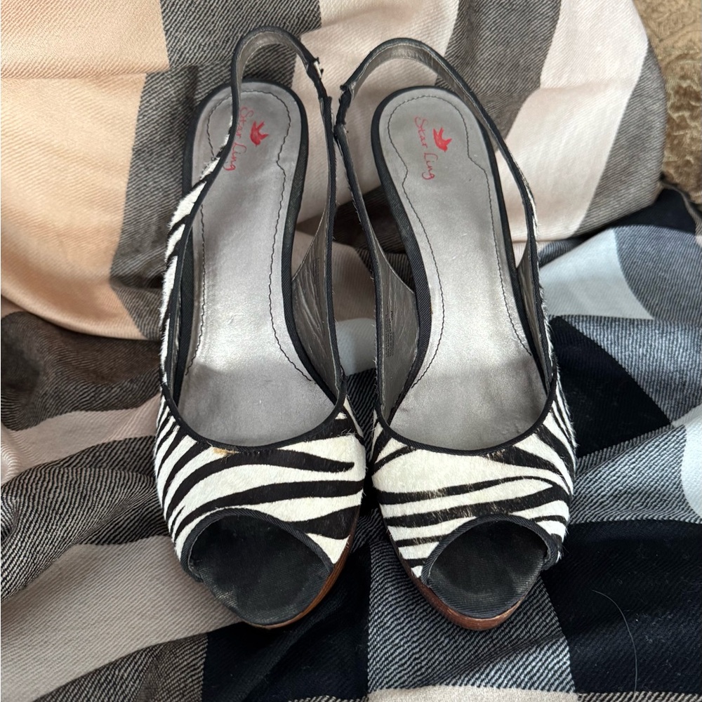 Star Ling Zebra Hair Calf Heels. Black & White SZ 10